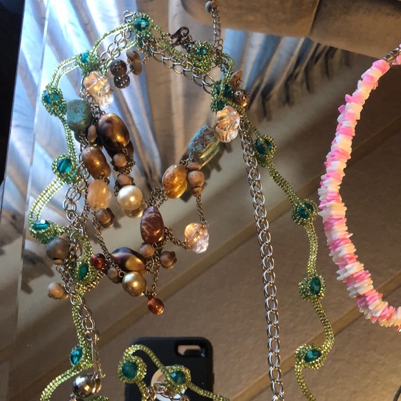 Set of (10) Vintage Necklaces - Picture 9 of 17